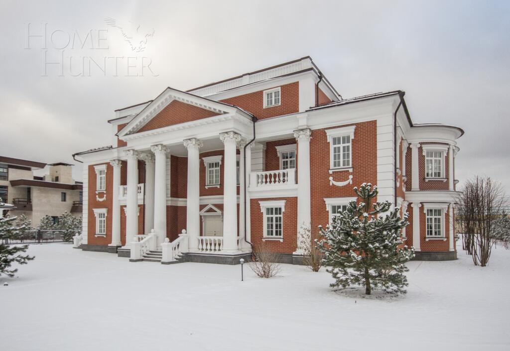 2-этажный коттедж 1 318.43 м² с отделкой