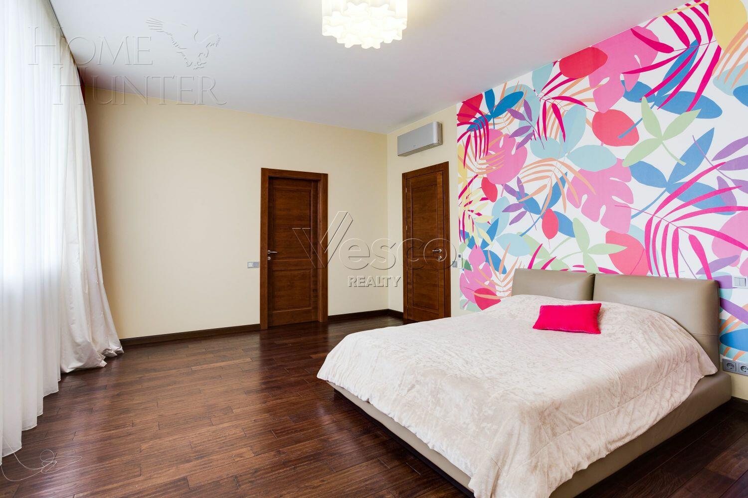 2-этажный коттедж 650 м² с отделкой