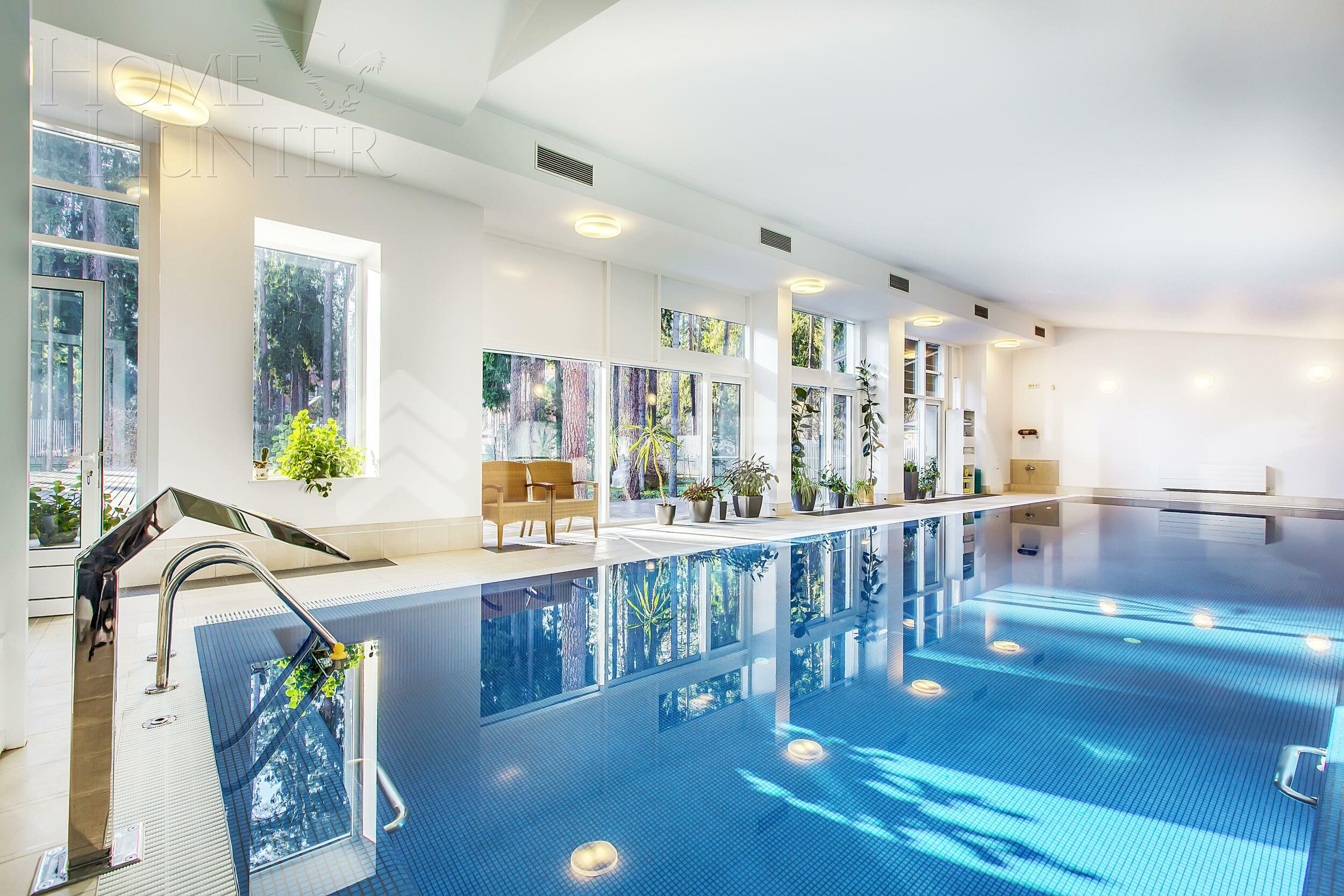 2-этажный коттедж 1 328 м² с отделкой