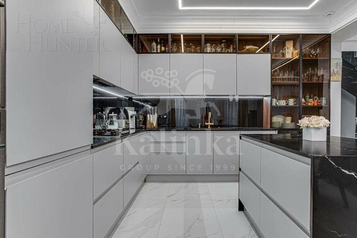 2-этажный коттедж 275 м² с отделкой