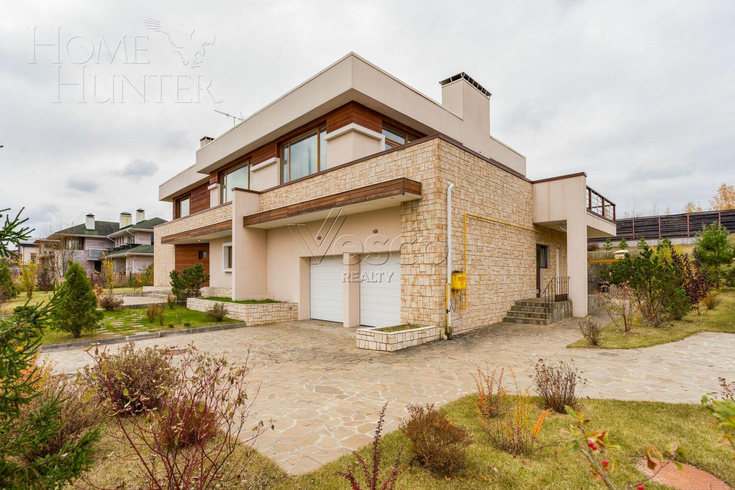 2-этажный коттедж 650 м² с отделкой