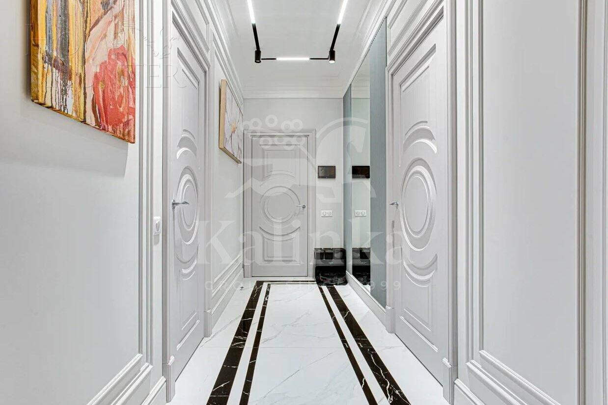 2-этажный коттедж 275 м² с отделкой