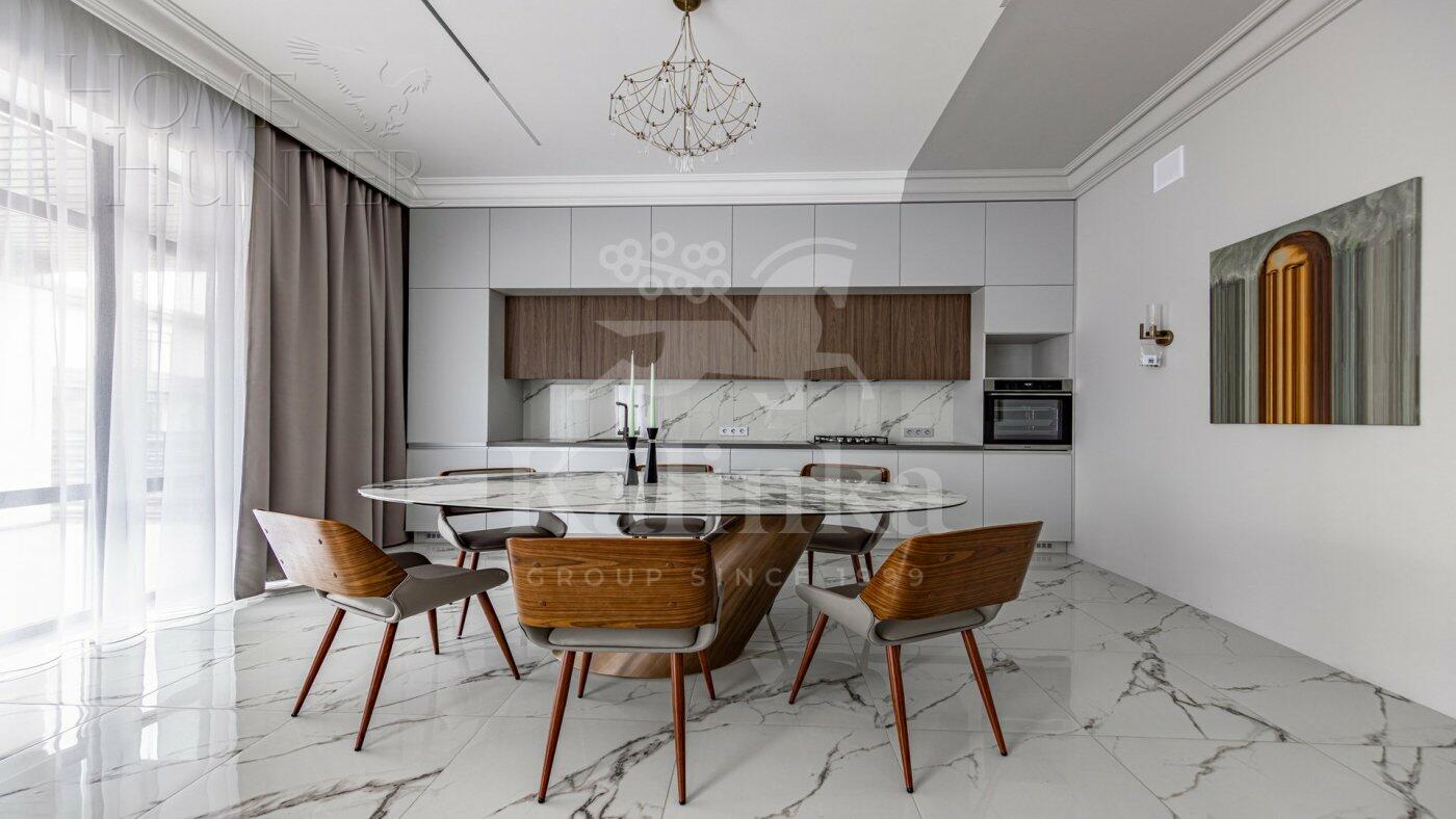 2-этажный коттедж 234.4 м² с отделкой