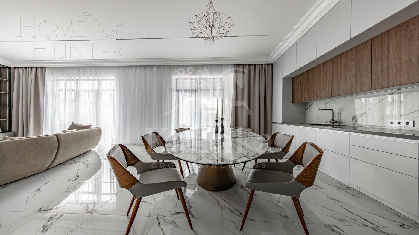 2-этажный коттедж 234.4 м² с отделкой