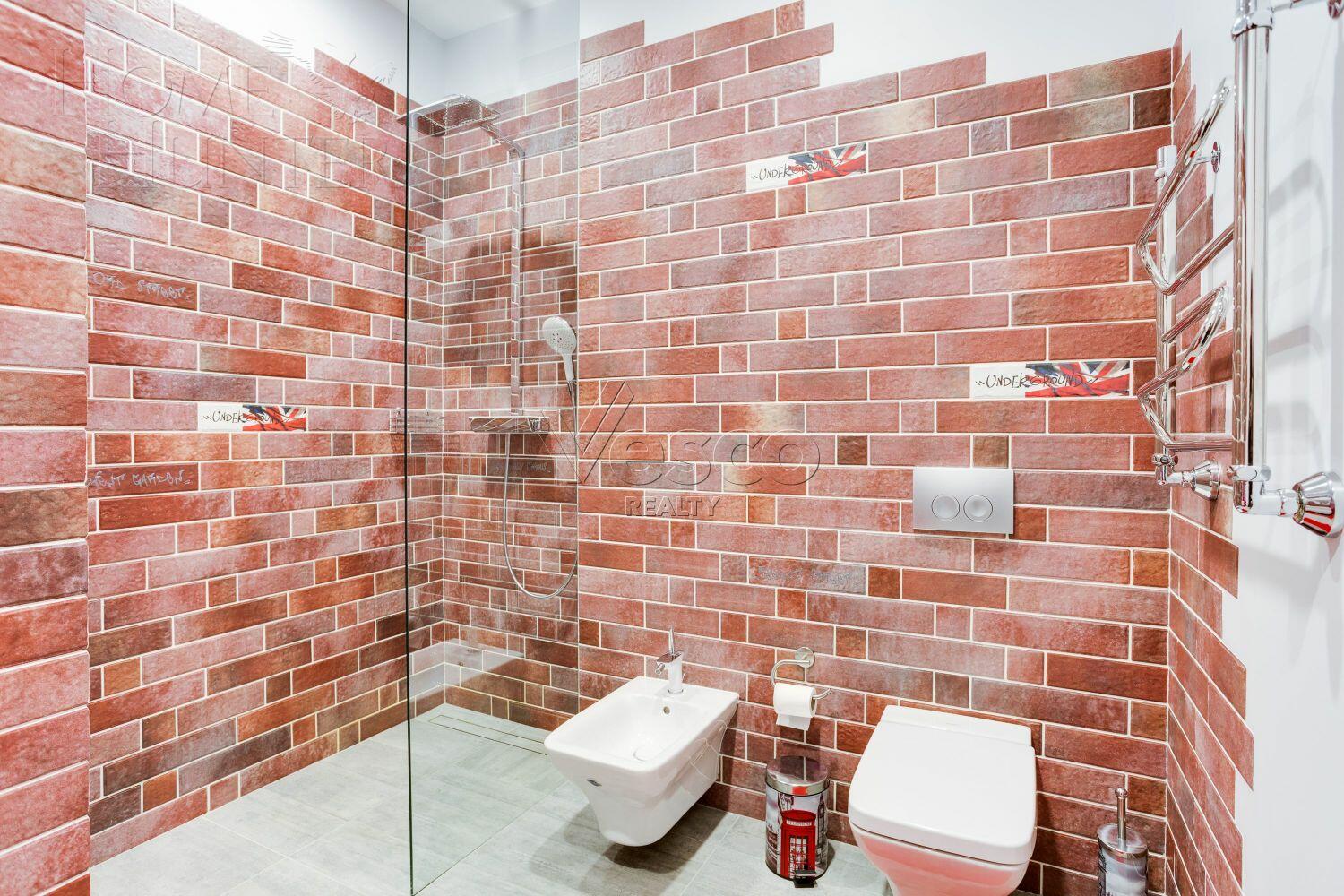 2-этажный коттедж 650 м² с отделкой