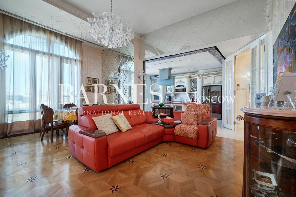 3-КОМН. КВАРТИРА С ОТДЕЛКОЙ 127 М² НА 9 ЭТАЖЕ