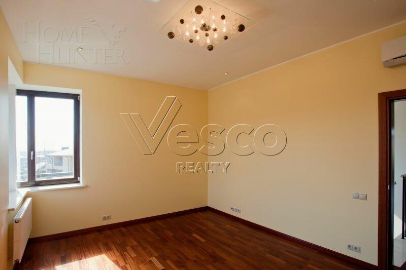 2-этажный коттедж 323 м² с отделкой