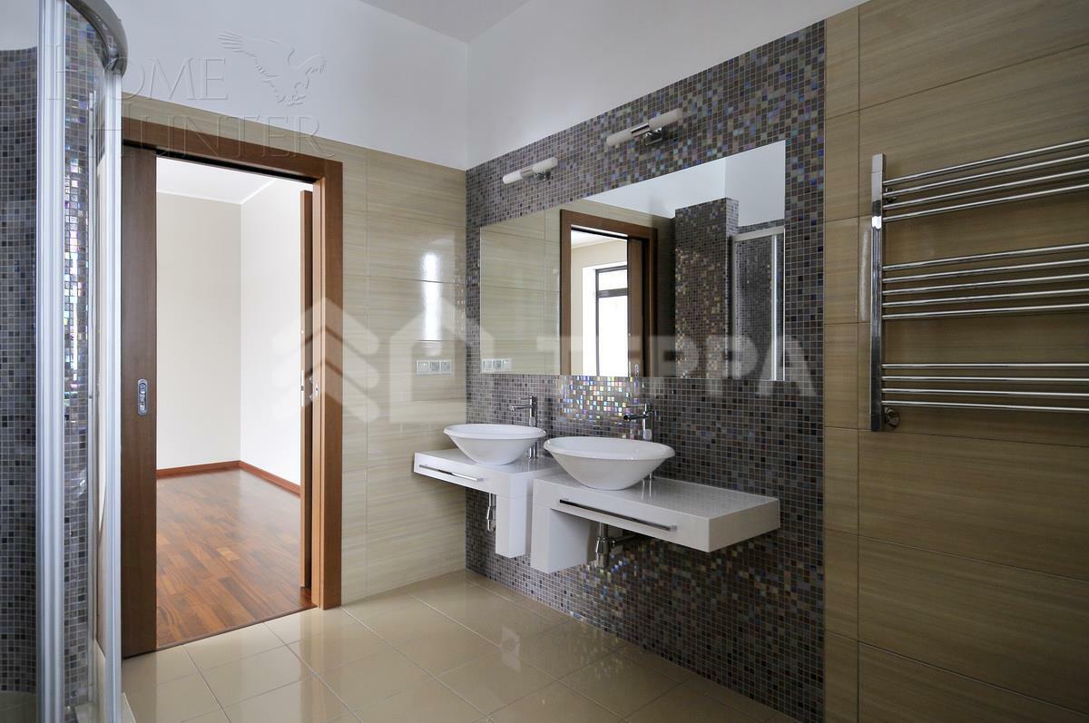 2-этажный коттедж 246.6 м² с отделкой