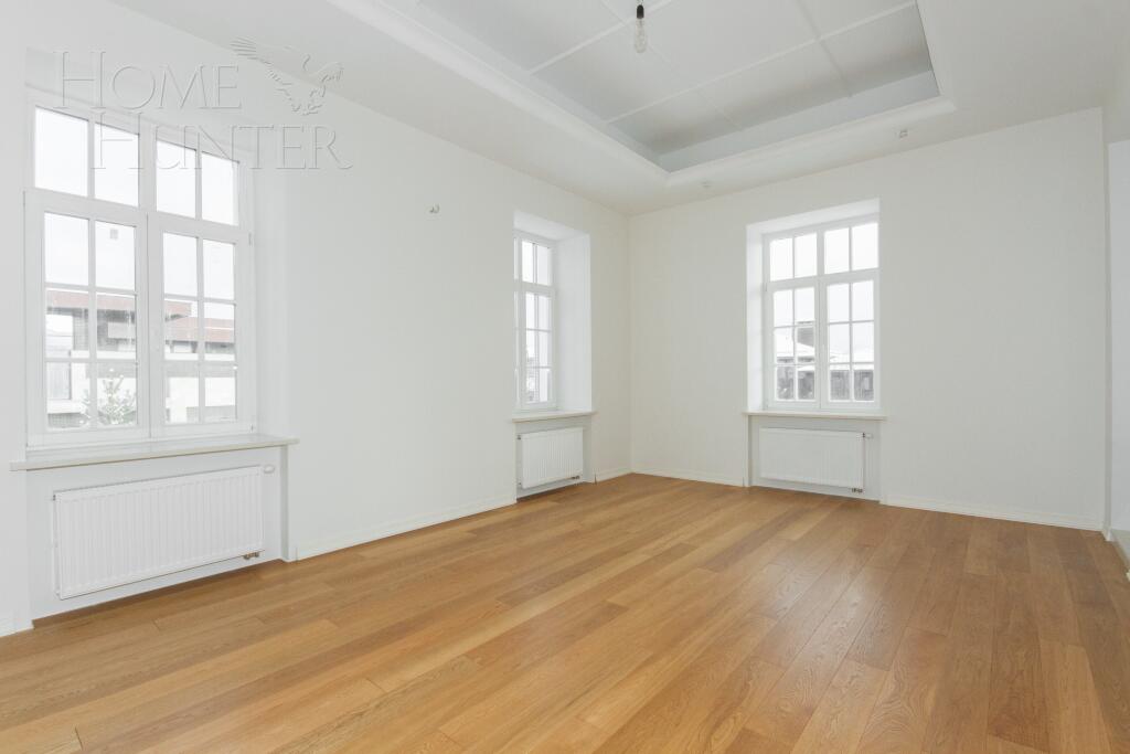 2-этажный коттедж 1 318.43 м² с отделкой