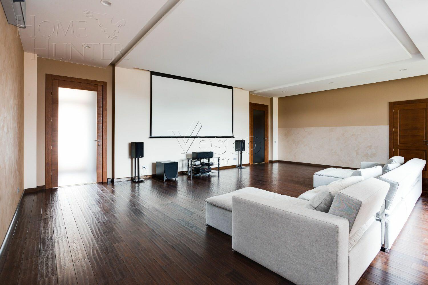 2-этажный коттедж 650 м² с отделкой