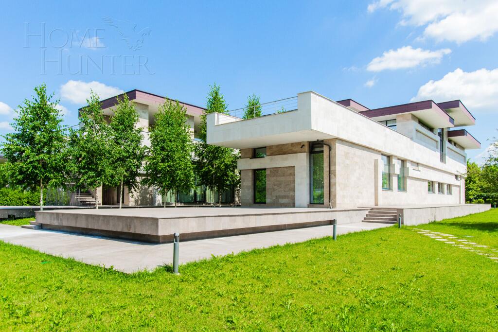 2-этажный коттедж 1 508 м² с отделкой