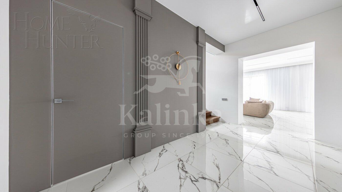 2-этажный коттедж 234.4 м² с отделкой
