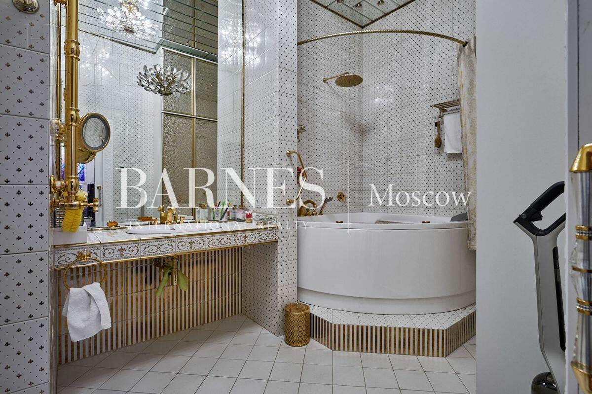 3-КОМН. КВАРТИРА С ОТДЕЛКОЙ 127 М² НА 9 ЭТАЖЕ