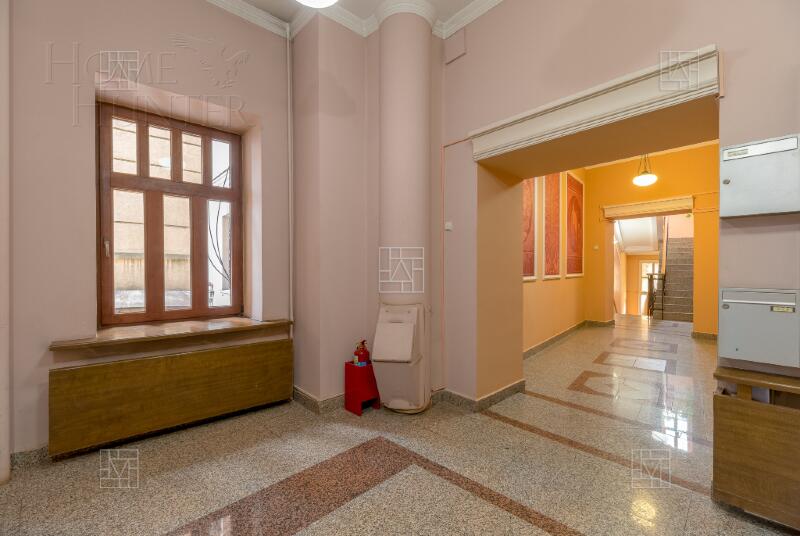 2-УРОВНЕВАЯ КВАРТИРА С ОТДЕЛКОЙ 225 М² НА 4 ЭТАЖЕ