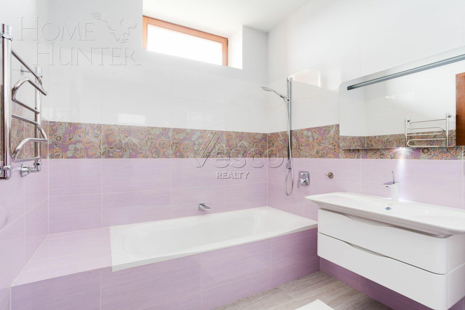 2-этажный коттедж 650 м² с отделкой