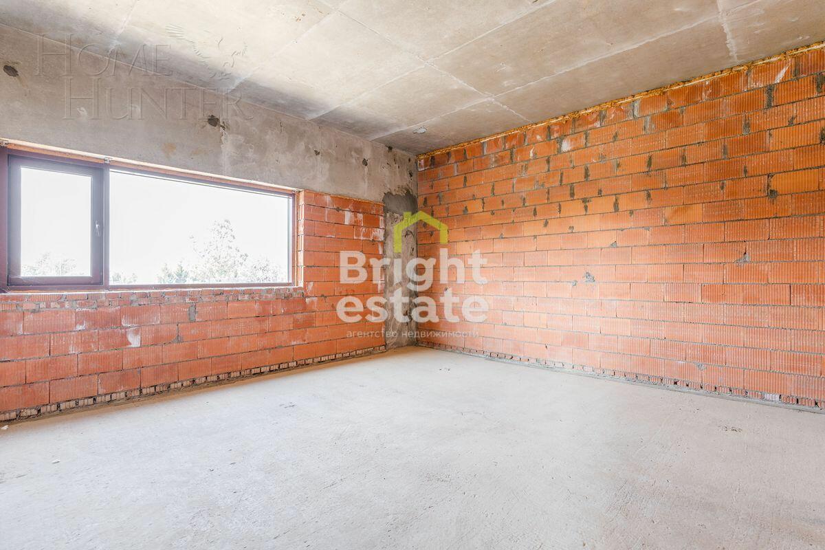 2-этажный коттедж 751.6 м² без отделки