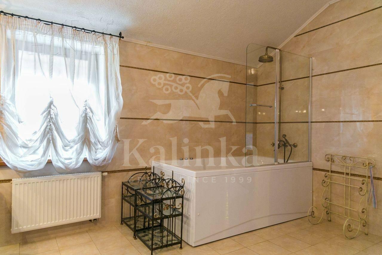 2-этажный коттедж 700 м² с отделкой