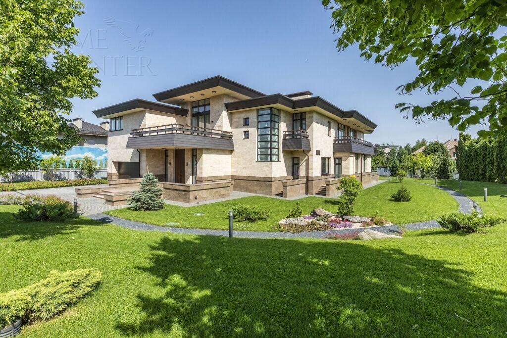 2-этажный коттедж 967.94 м² с отделкой