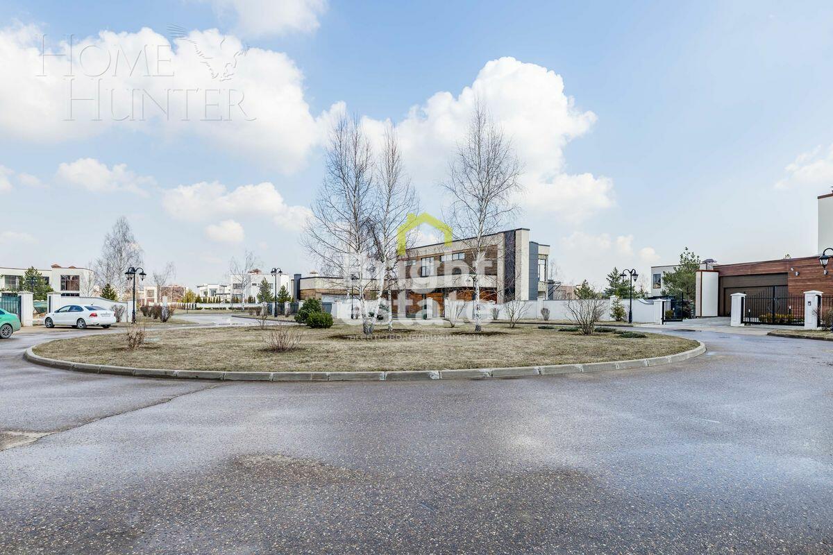 2-этажный коттедж 751.6 м² без отделки