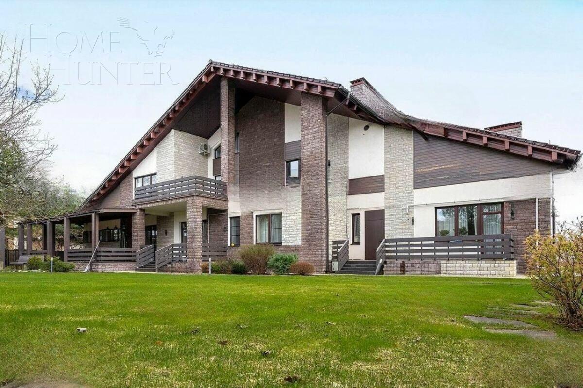 2-этажный коттедж 720 м² с отделкой