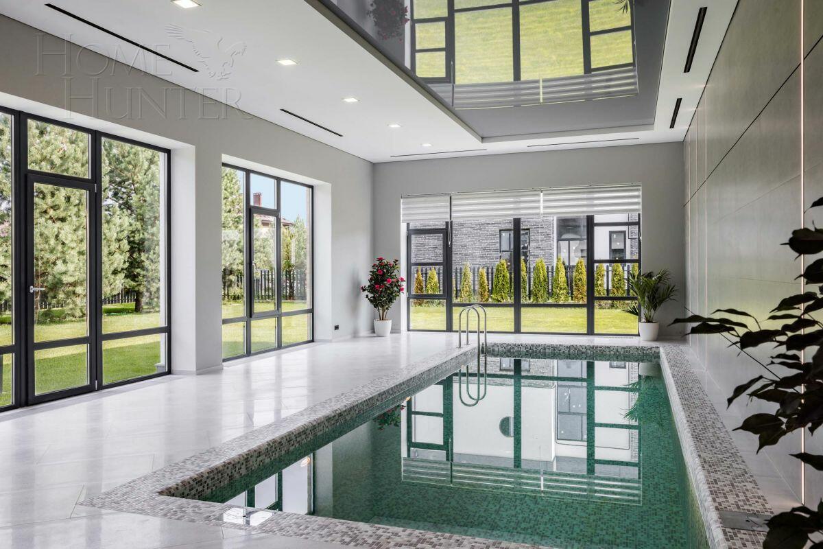 2-этажный коттедж 450 м² с отделкой