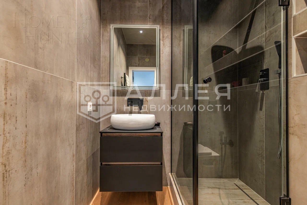 2-этажный коттедж 500 м² с отделкой