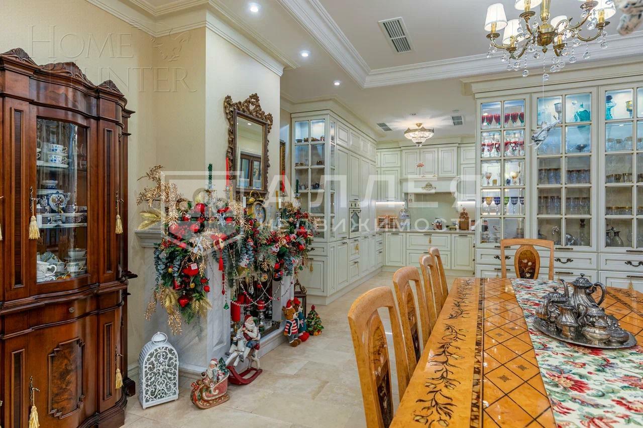 2-этажный таунхаус 370 м² с отделкой