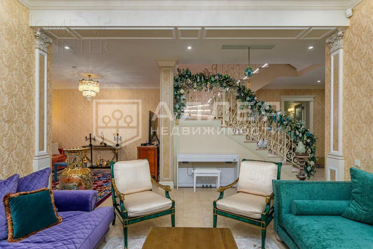 2-этажный таунхаус 370 м² с отделкой