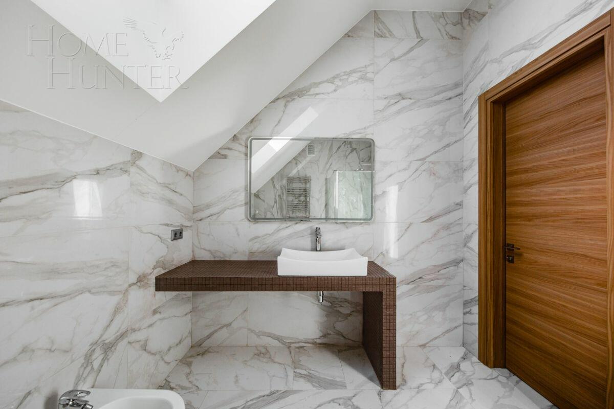 2-этажный коттедж 500 м² с отделкой