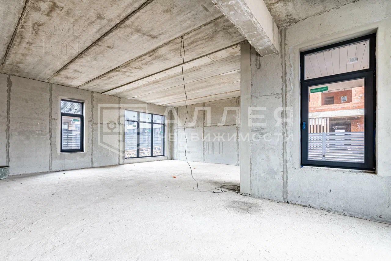 2-этажный коттедж 296 м² без отделки