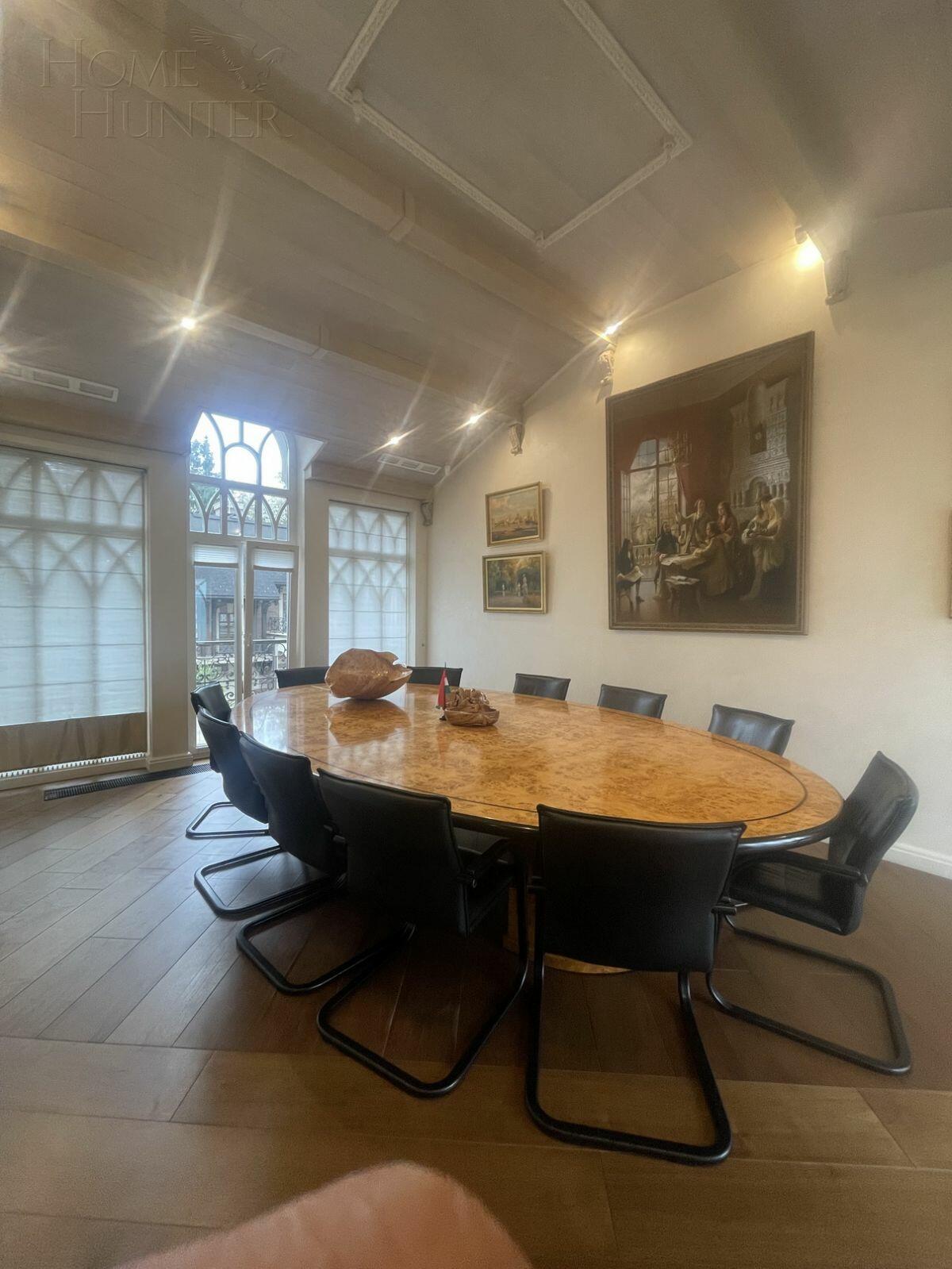 3-этажный таунхаус 395 м² с отделкой