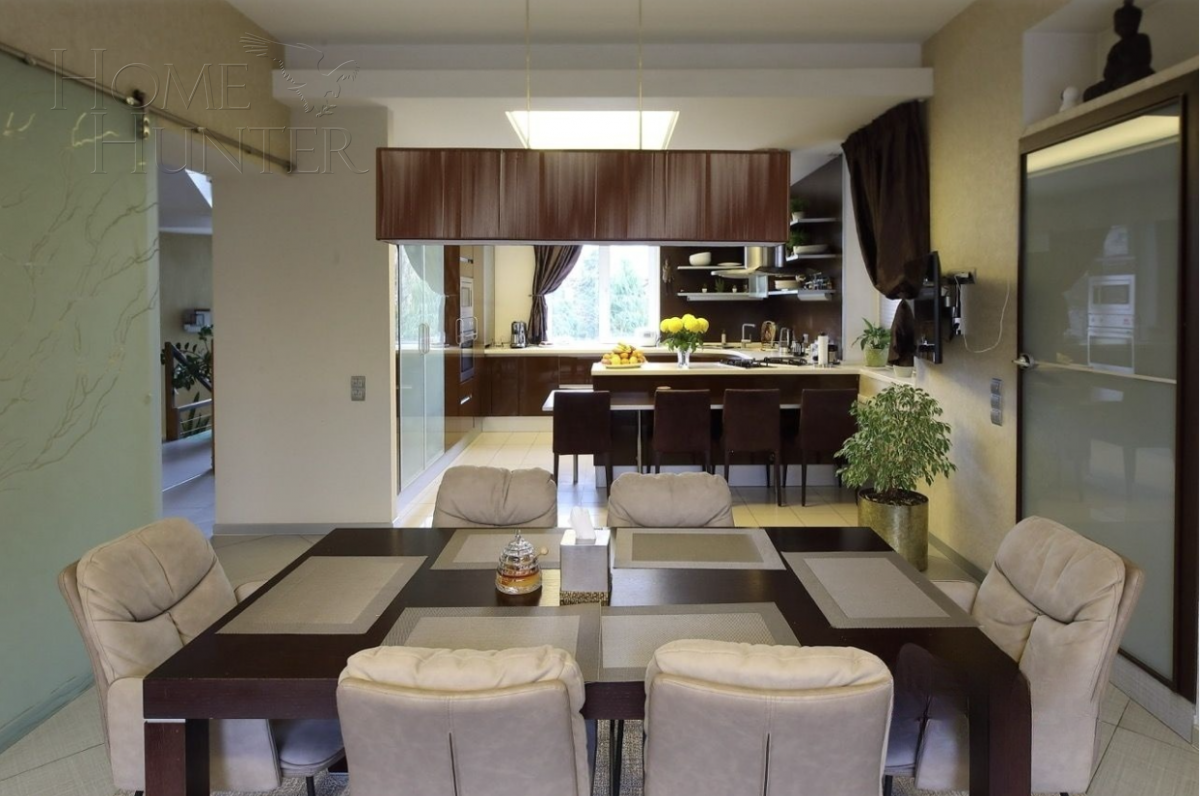 2-этажный коттедж 500 м² с отделкой