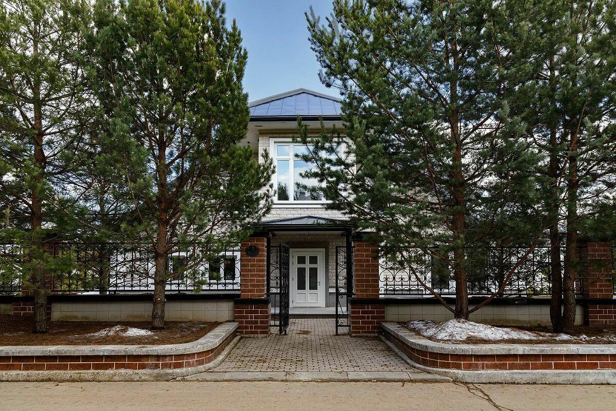 2-этажный коттедж 927 м² с отделкой