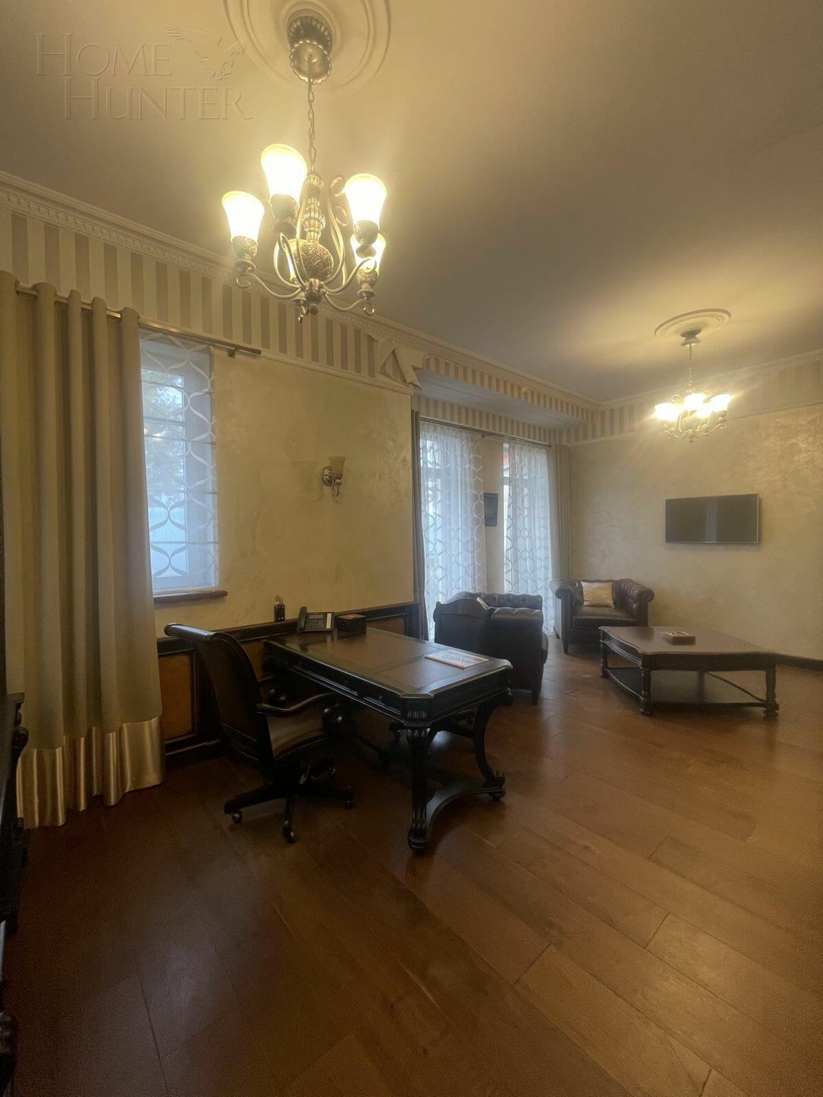 3-этажный таунхаус 395 м² с отделкой