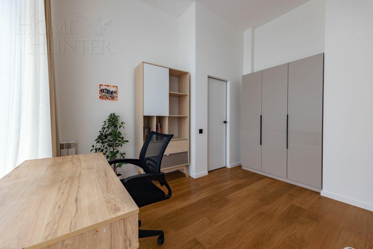 2-этажный коттедж 260 м² с отделкой