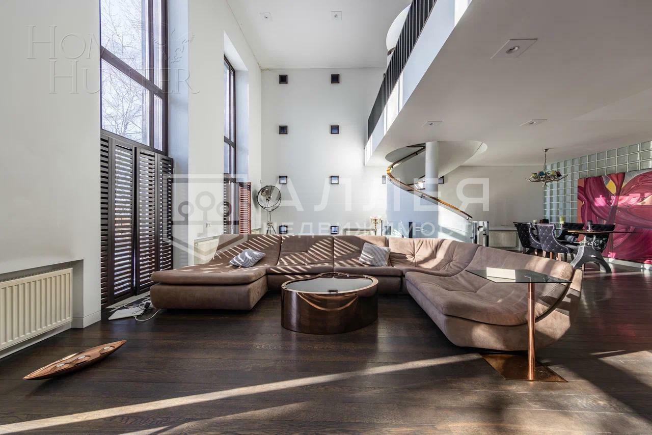 2-этажный коттедж 500 м² с отделкой