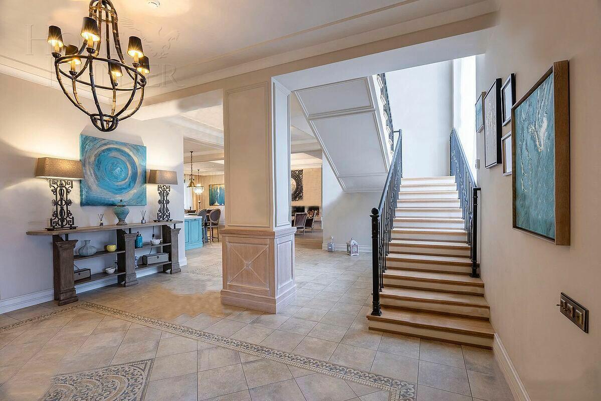 2-этажный коттедж 720 м² с отделкой