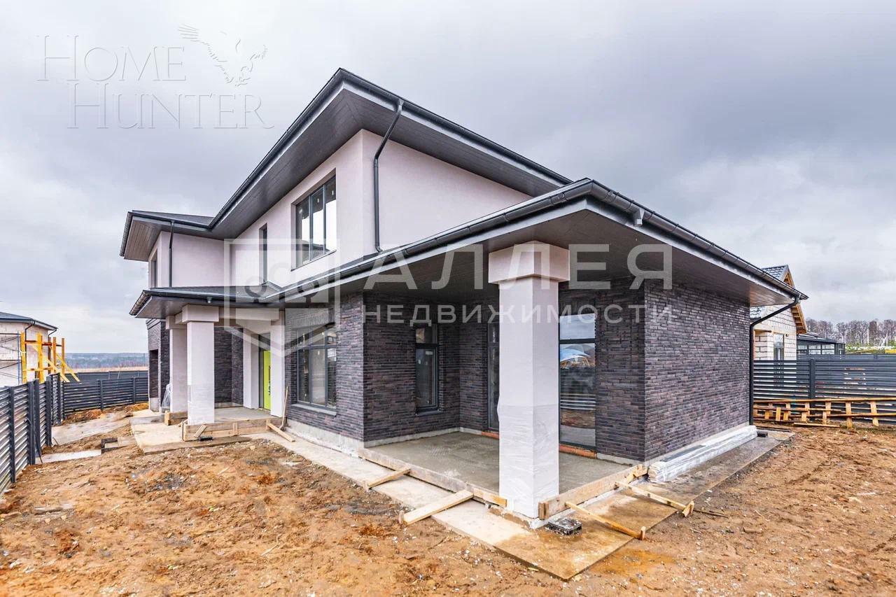 2-этажный коттедж 296 м² без отделки