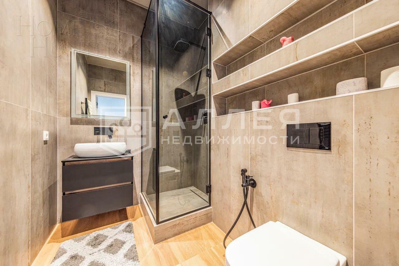 2-этажный коттедж 500 м² с отделкой