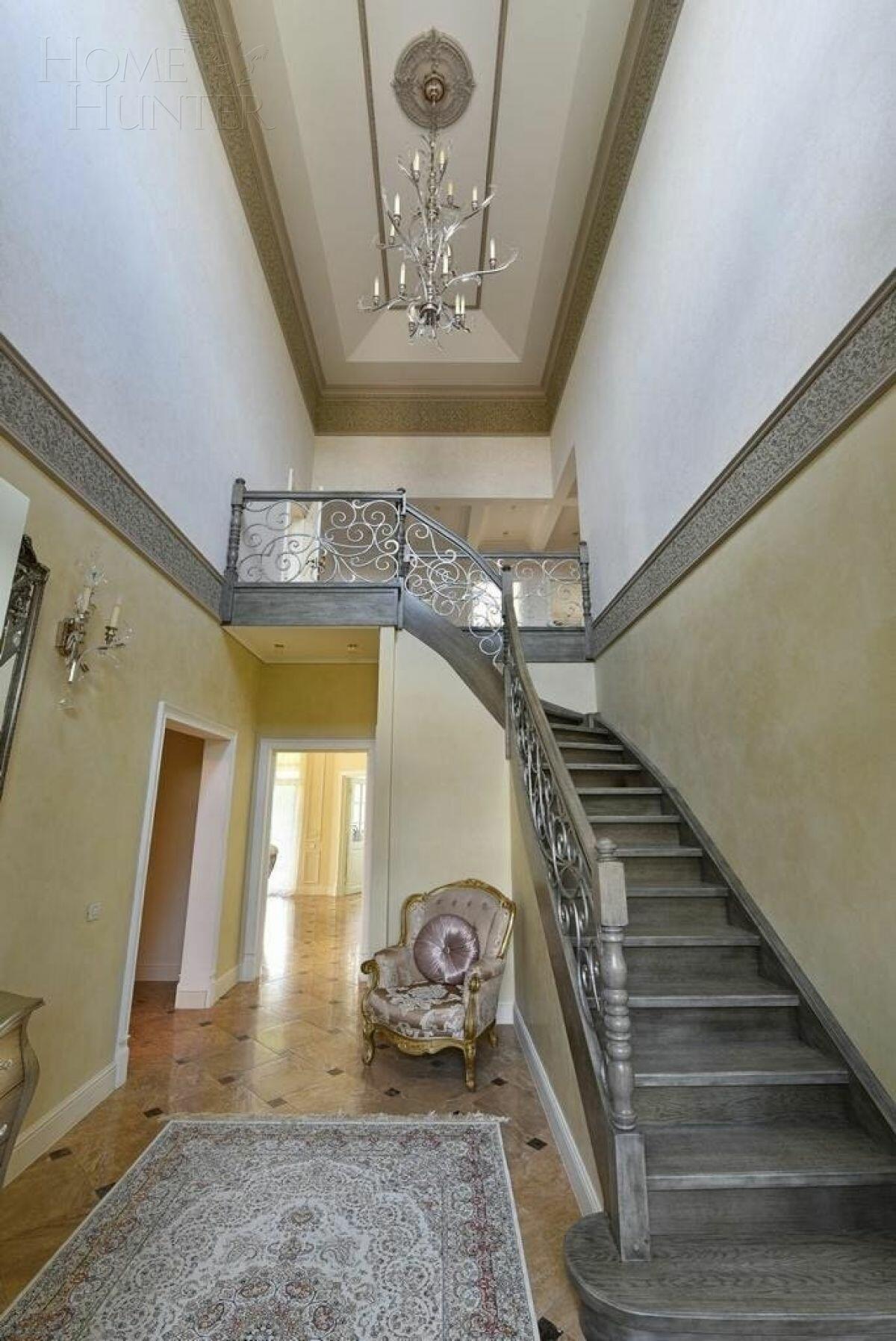 2-этажный коттедж 524 м² с отделкой