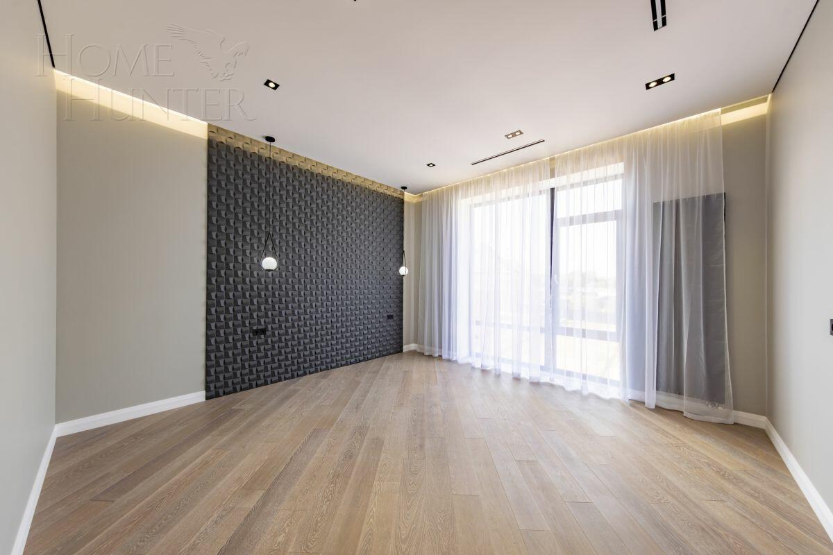 2-этажный коттедж 450 м² с отделкой