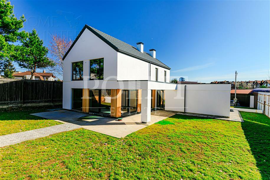 2-этажный коттедж 350 м² без отделки