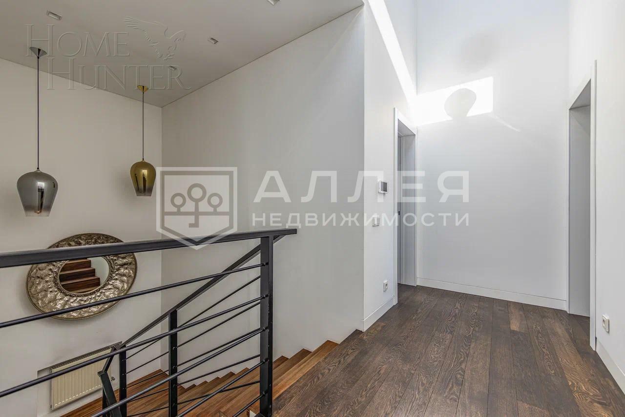 2-этажный коттедж 500 м² с отделкой