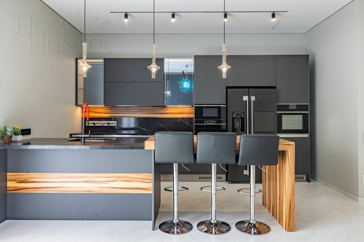 2-этажный коттедж 450 м² с отделкой