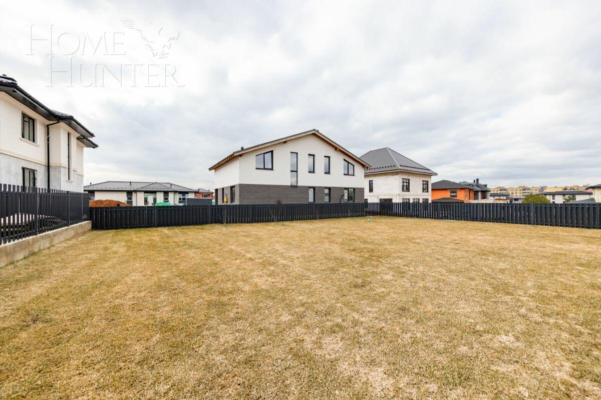 2-этажный коттедж 260 м² с отделкой