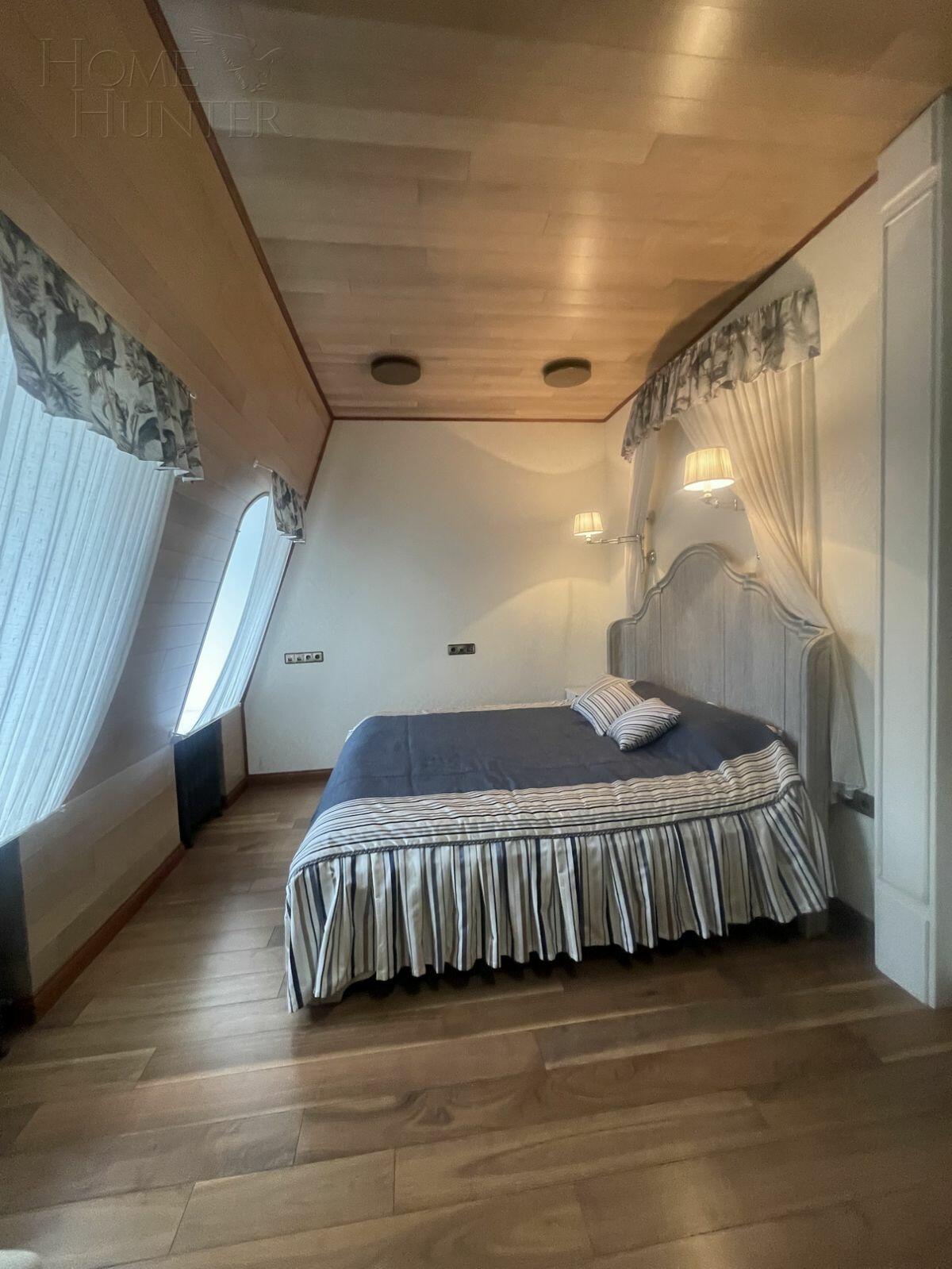 3-этажный таунхаус 395 м² с отделкой