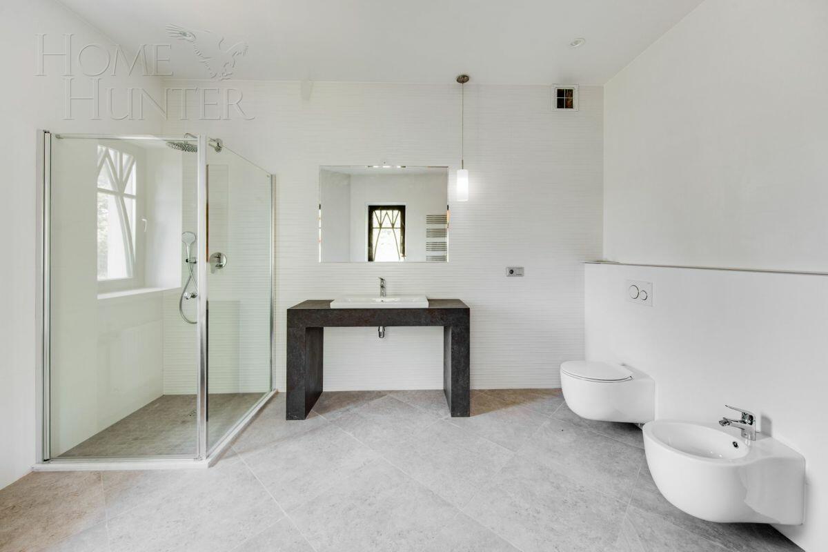 2-этажный коттедж 500 м² с отделкой