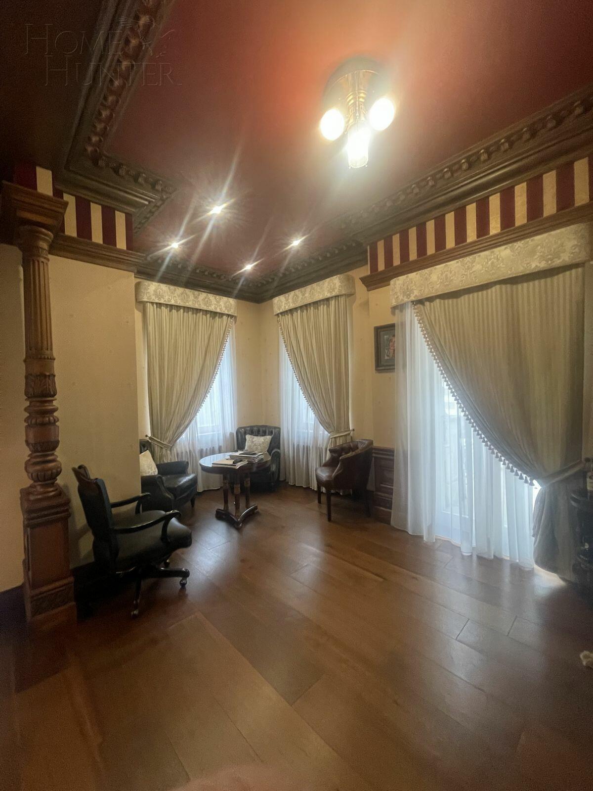 3-этажный таунхаус 395 м² с отделкой