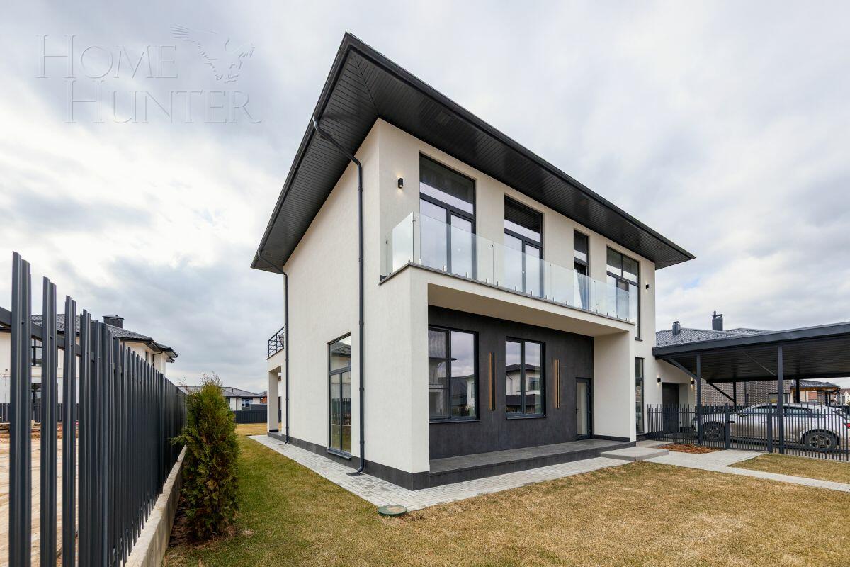 2-этажный коттедж 260 м² с отделкой