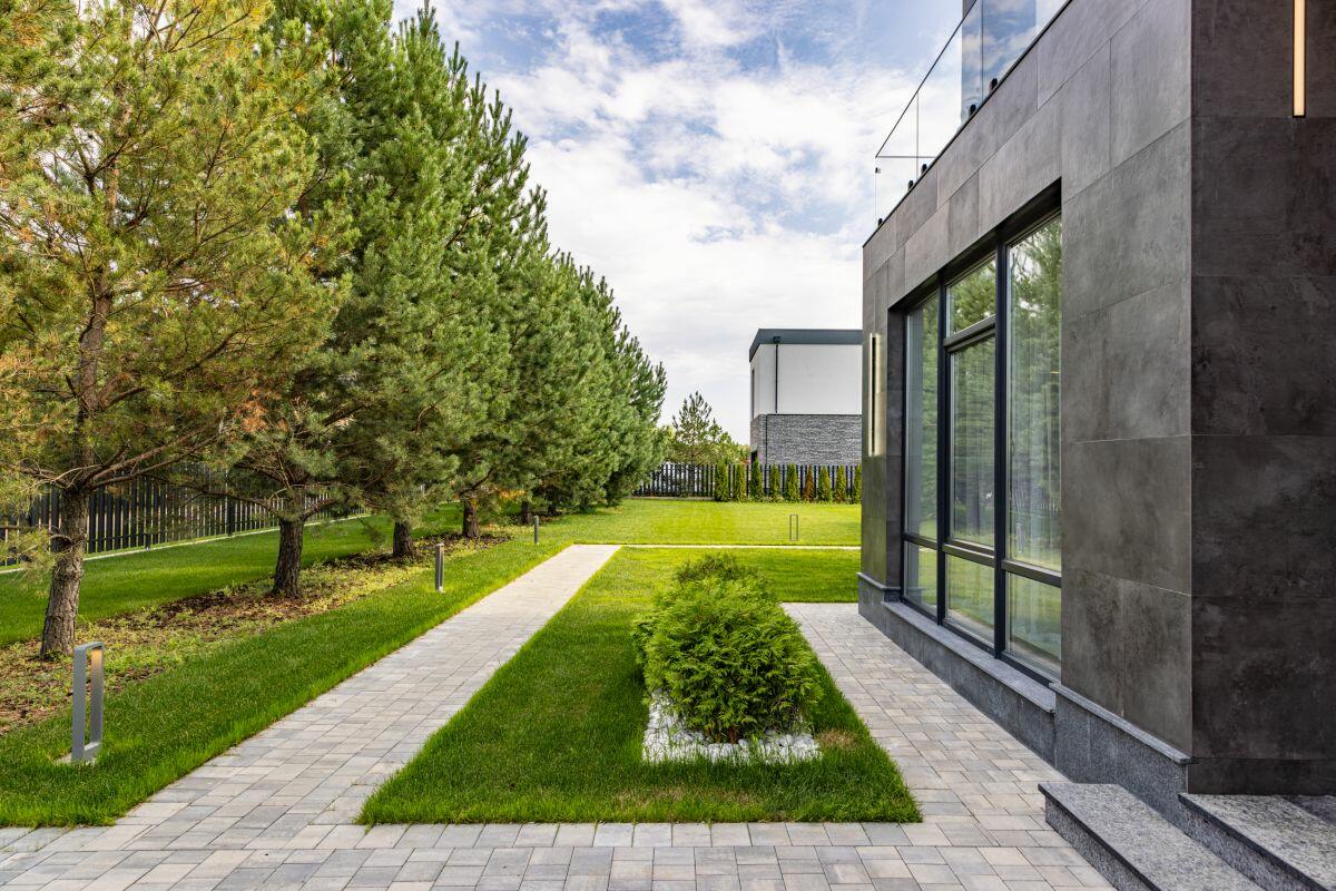 2-этажный коттедж 450 м² с отделкой